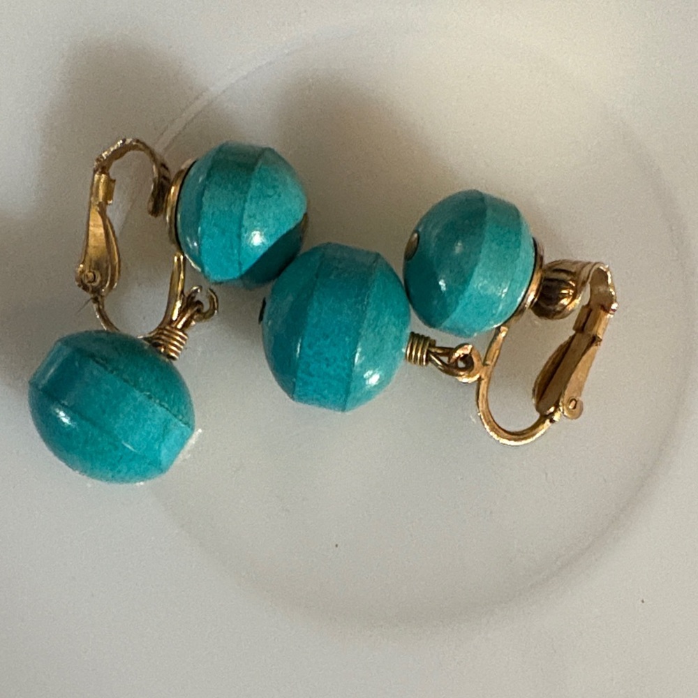 Vogue Aqua and Gold Clip-On Earrings